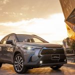 Mobil Hybrid Efisiensi Bahan Bakar dan Kinerja Optimal
